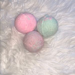 Homemade bath-bombs (three)